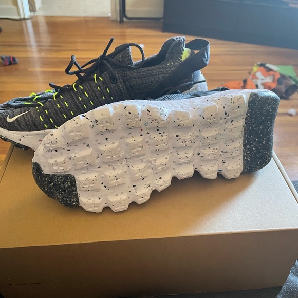 COPY - Space Hippies 04 - Picture 3 of 4